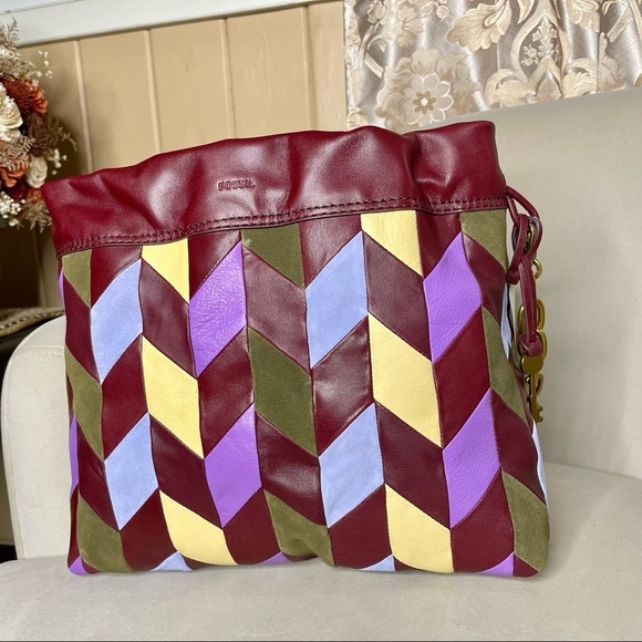 New! FOSSIL Gigi Drawstring Shoulder Bag Multicolor Purple Leather Patterned - Picture 2 of 5